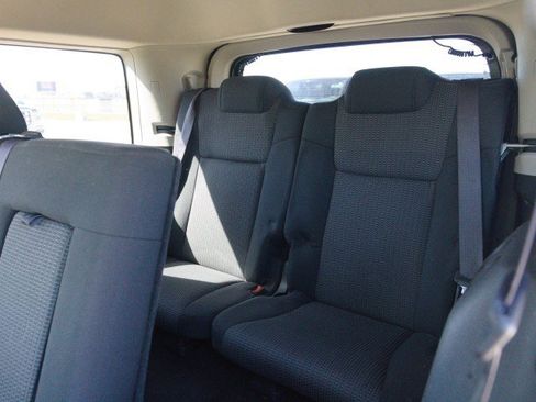 Used 2008 Jeep Commander Sport AWD/4WD image 23