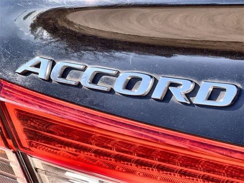 Used 2019 Honda Accord LX image 8