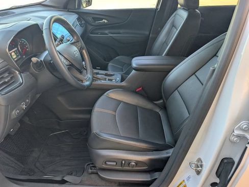 Used 2024 Chevrolet Equinox Premier FWD image 8