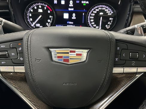 Used 2021 Cadillac XT6 Sport w/ Platinum Package AWD/4WD image 16