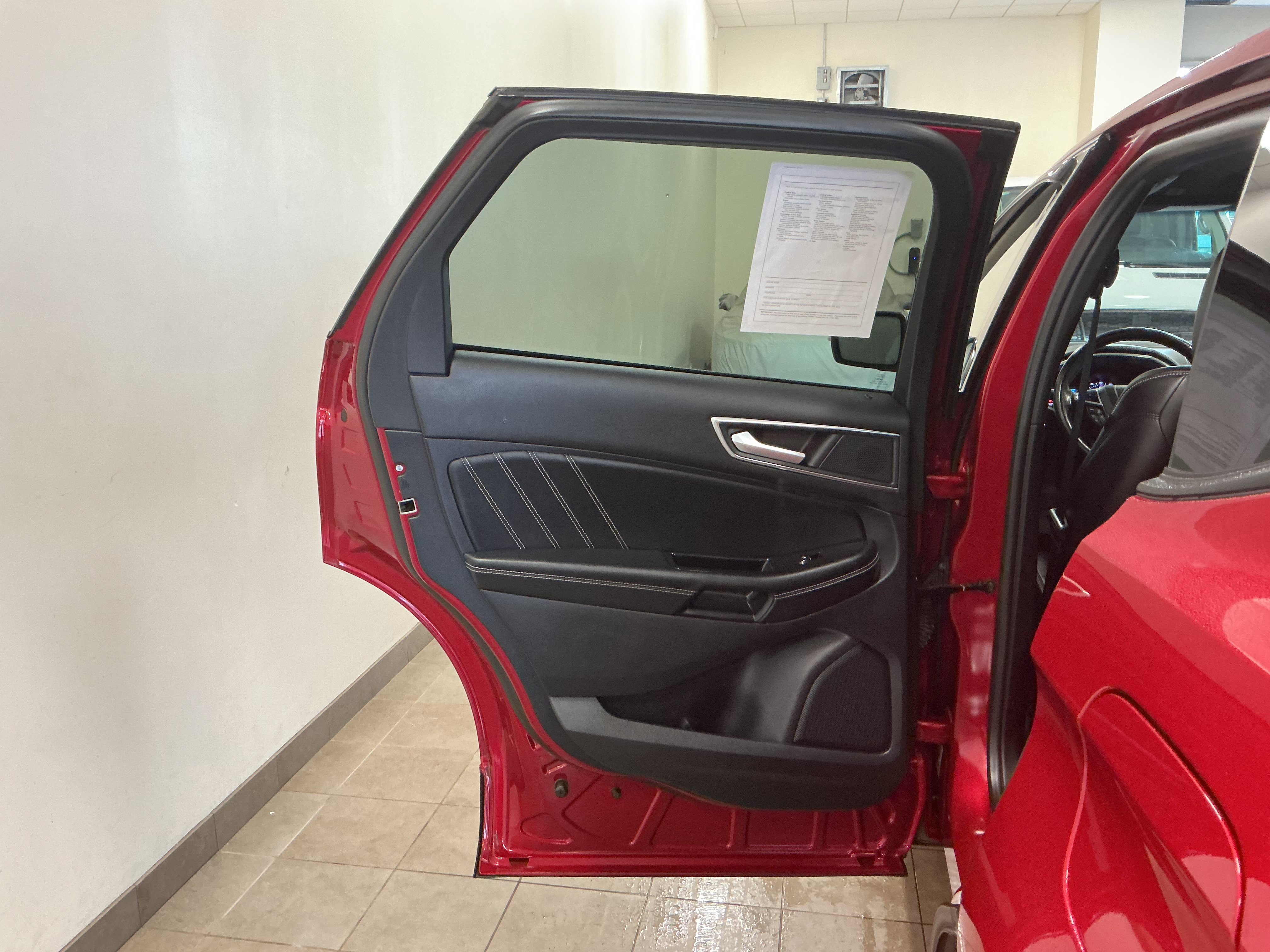 Used 2020 Ford Edge ST w/ Equipment Group 401A AWD/4WD image 9