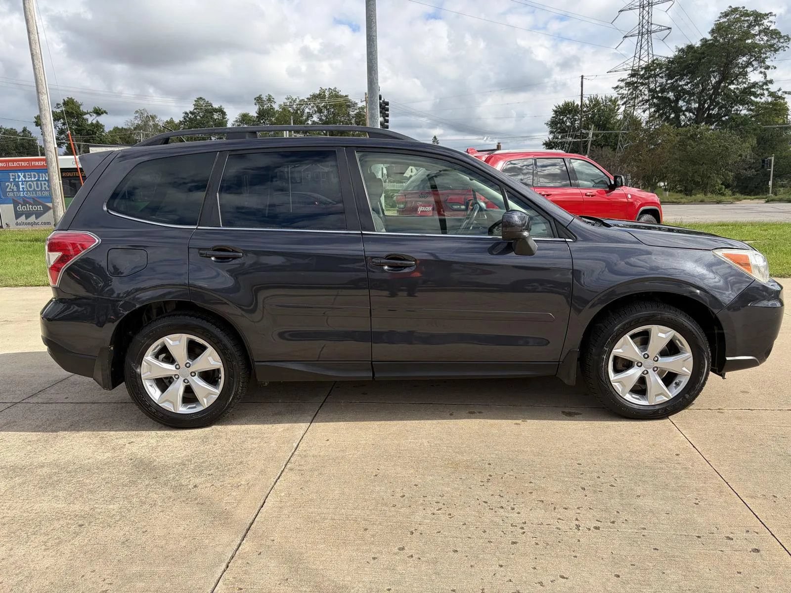 Used 2014 Subaru Forester 2.5i Limited w/ Popular Package #2 AWD/4WD image 4