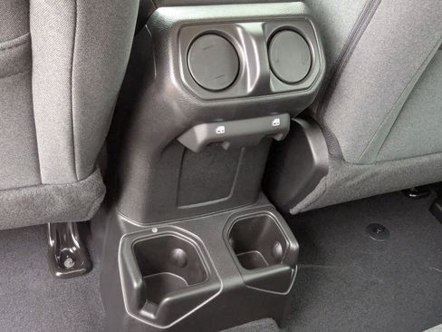 New 2026 Jeep Gladiator Sport image 17