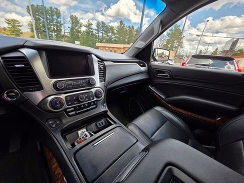 Used 2015 Chevrolet Suburban LTZ AWD/4WD image 21