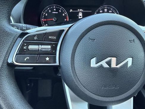 Used 2023 Kia Forte LXS FWD image 15