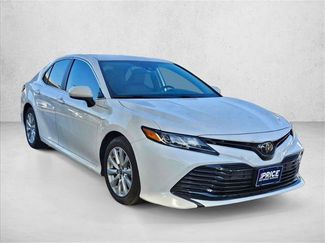 Used 2020 Toyota Camry LE video 3