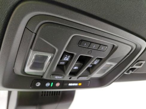 Used 2024 GMC Sierra 1500 AT4 w/ Technology Package AWD/4WD image 50