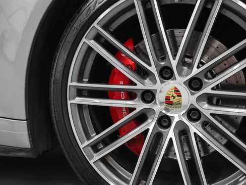 Certified 2017 Porsche 911 Carrera 4S AWD/4WD image 19