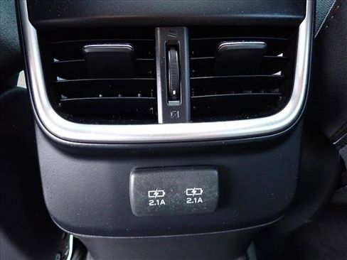 Certified 2022 Subaru Outback Premium AWD/4WD image 11