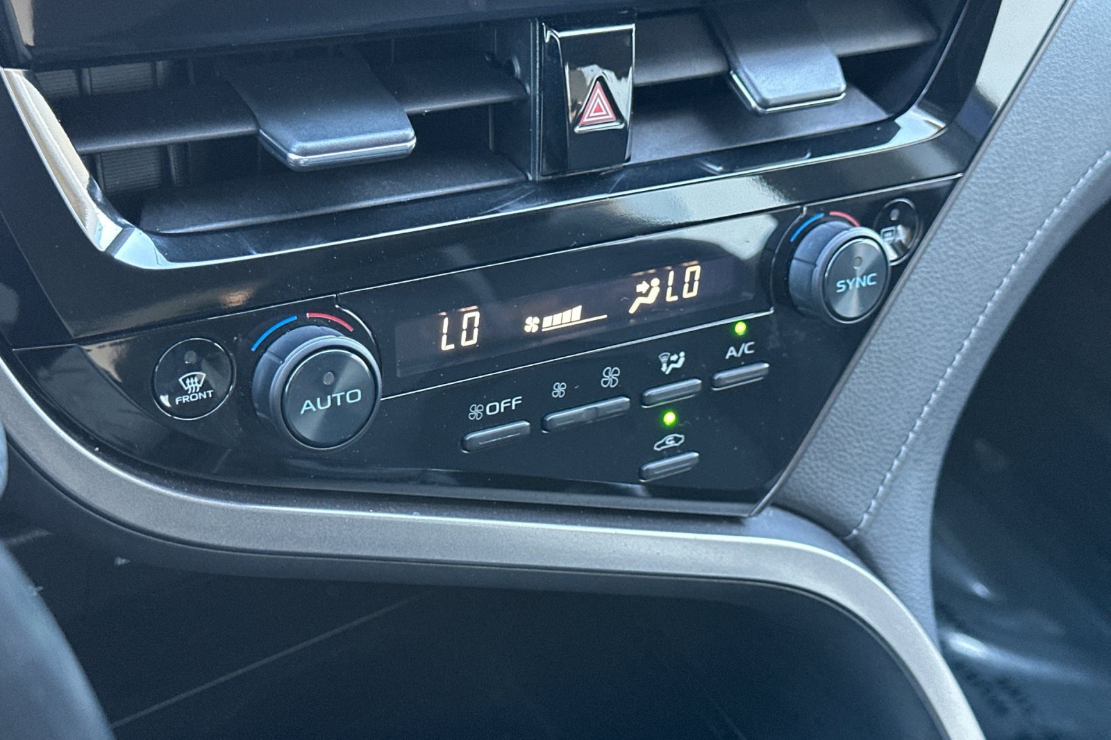 Certified 2021 Toyota Camry XLE FWD image 19