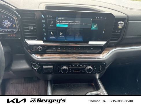 Used 2024 Chevrolet Silverado 1500 LT Trail Boss w/ LT Trail Boss Premium Package AWD/4WD image 10