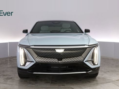 Used 2024 Cadillac Lyriq Luxury RWD image 12
