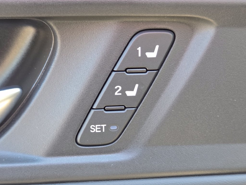Used 2024 Honda Accord Touring image 12