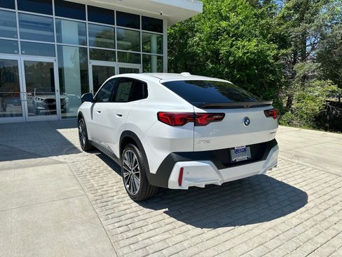 New 2026 BMW X2 xDrive28i w/ Technology Package AWD/4WD image 6