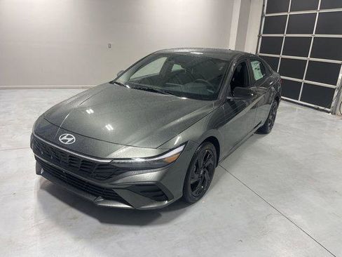 New 2026 Hyundai Elantra Sport image 3