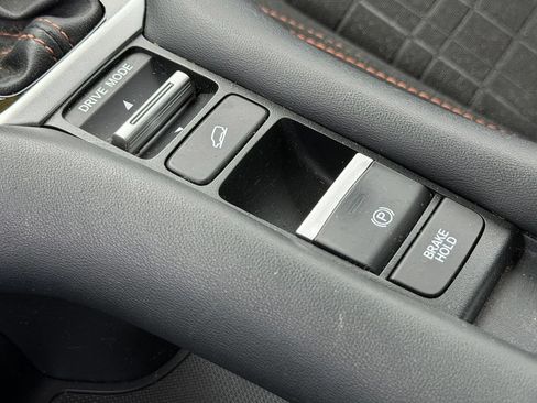 Used 2024 Honda HR-V Sport image 16