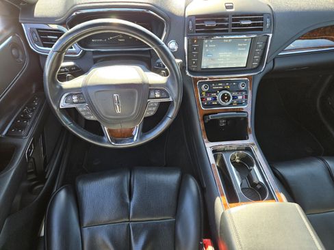 Used 2020 Lincoln Continental Reserve image 13