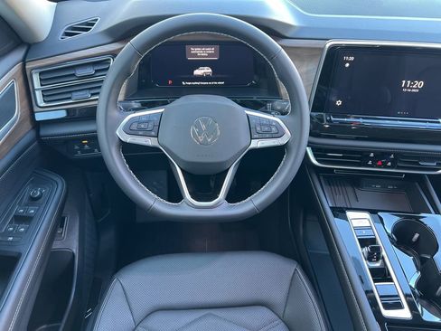 New 2026 Volkswagen Atlas SE FWD image 14