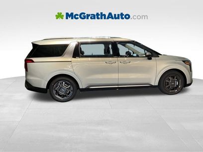 New 2026 Kia Carnival SX