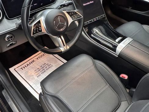 Used 2025 Mercedes-Benz C 300 Sedan image 5