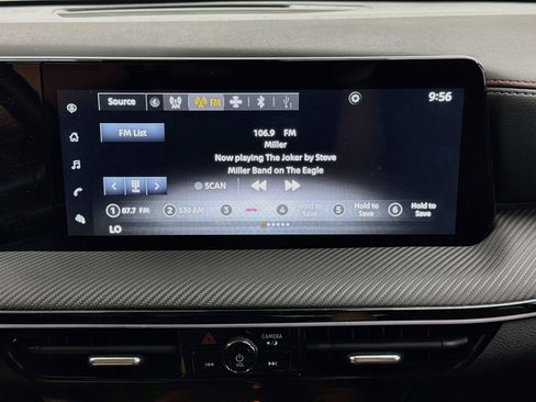 Used 2025 Nissan Kicks SR FWD image 21
