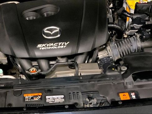 Used 2014 MAZDA MAZDA3 s Grand Touring w/ Technology Package FWD image 29