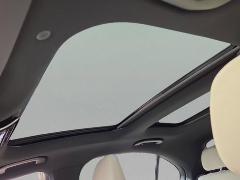 New 2026 Mercedes-Benz C 300 4MATIC Sedan image 23