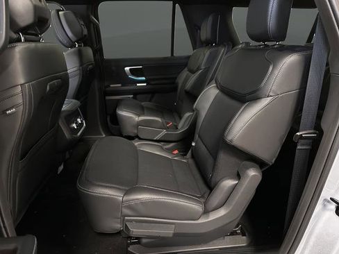New 2026 Ford Expedition Max Platinum w/ Stealth Performance Package AWD/4WD image 33
