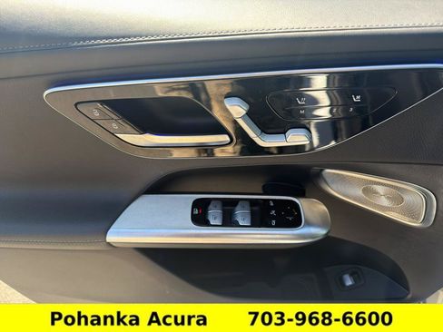 Used 2023 Mercedes-Benz GLC 300 4MATIC image 37