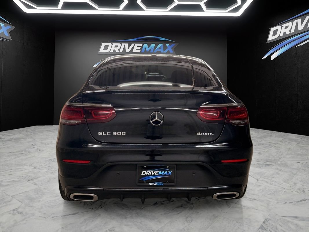 Used 2023 Mercedes-Benz GLC 300 4MATIC Coupe image 6