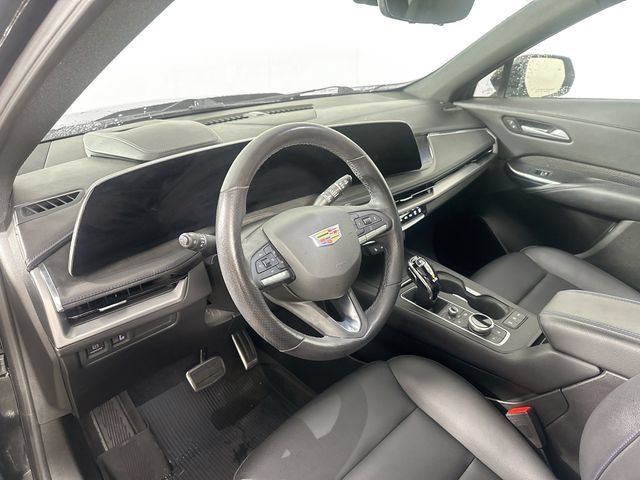 Used 2024 Cadillac XT4 Sport w/ Technology Package AWD/4WD image 20
