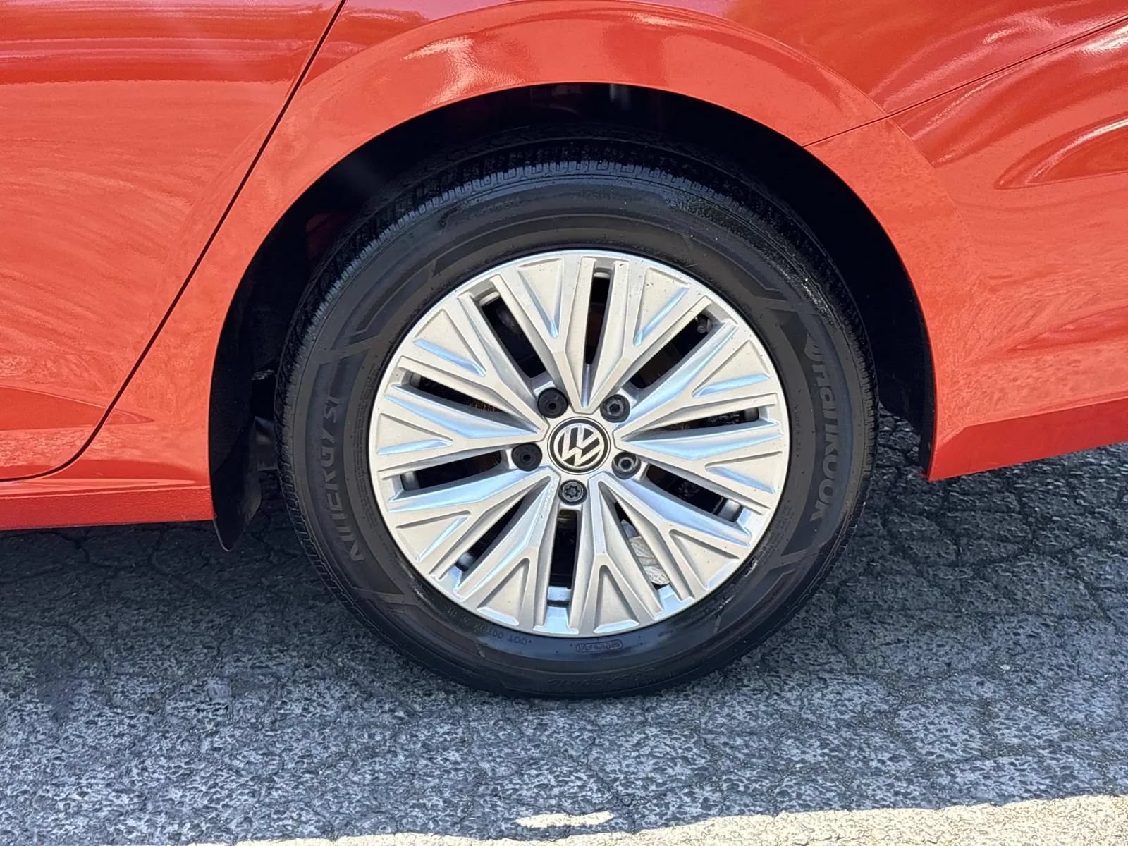 Used 2019 Volkswagen Jetta R-Line FWD image 7