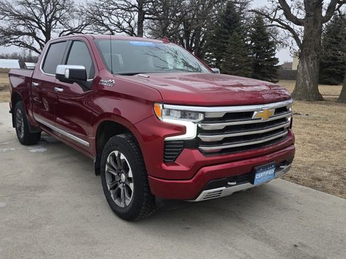 Certified 2025 Chevrolet Silverado 1500 High Country w/ Technology Package image 3