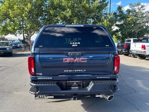 Used 2021 GMC Sierra 2500 Denali w/ Denali Ultimate Package AWD/4WD image 7