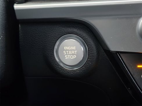 Used 2025 Kia Telluride AWD image 31