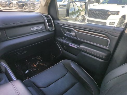 Used 2020 RAM 1500 Laramie AWD/4WD image 18