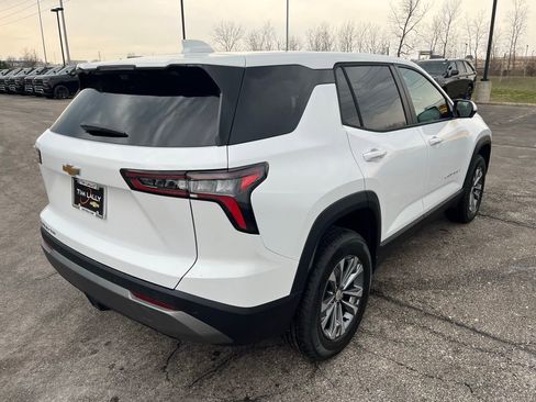 New 2026 Chevrolet Equinox LT image 7