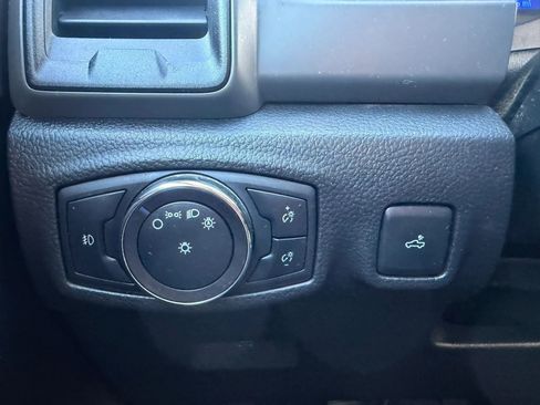 Used 2019 Ford Ranger XL w/ Equipment Group 101A Mid AWD/4WD image 19