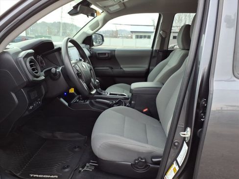 Used 2021 Toyota Tacoma SR image 10