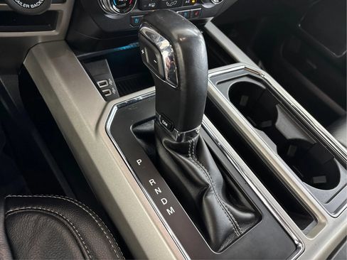Used 2020 Ford F150 Lariat w/ Equipment Group 502A Luxury AWD/4WD image 46