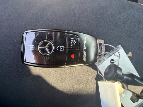 Certified 2025 Mercedes-Benz GLB 35 AMG 4MATIC image 29