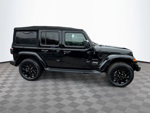Used 2023 Jeep Wrangler Unlimited Sahara w/ Cold Weather Group image 5