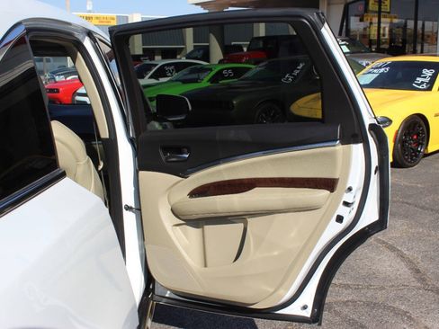 Used 2020 Acura MDX SH-AWD image 11