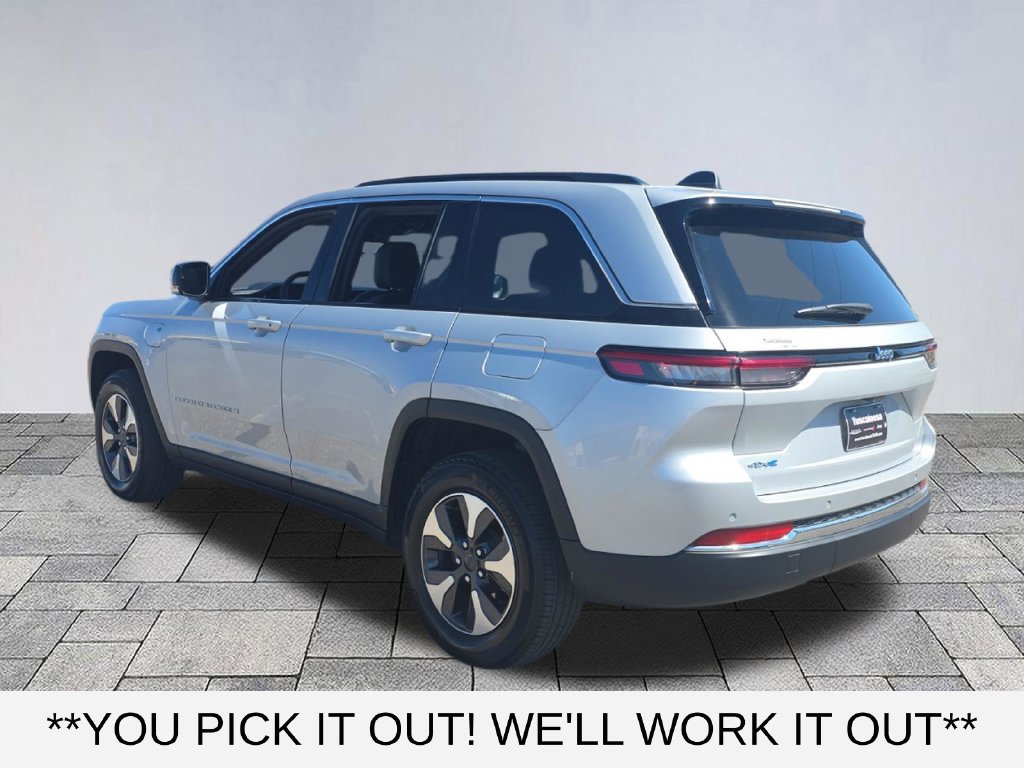 Used 2024 Jeep Grand Cherokee Limited 4xe AWD/4WD image 5