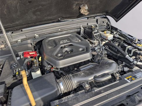 Used 2021 Jeep Wrangler Unlimited Sahara image 38