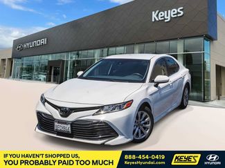 Used 2018 Toyota Camry LE FWD video 1