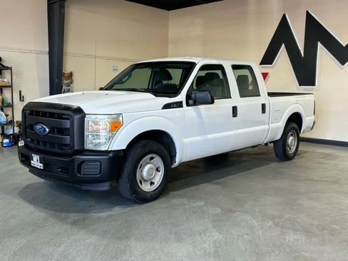 Used 2011 Ford F250 XL RWD image 1
