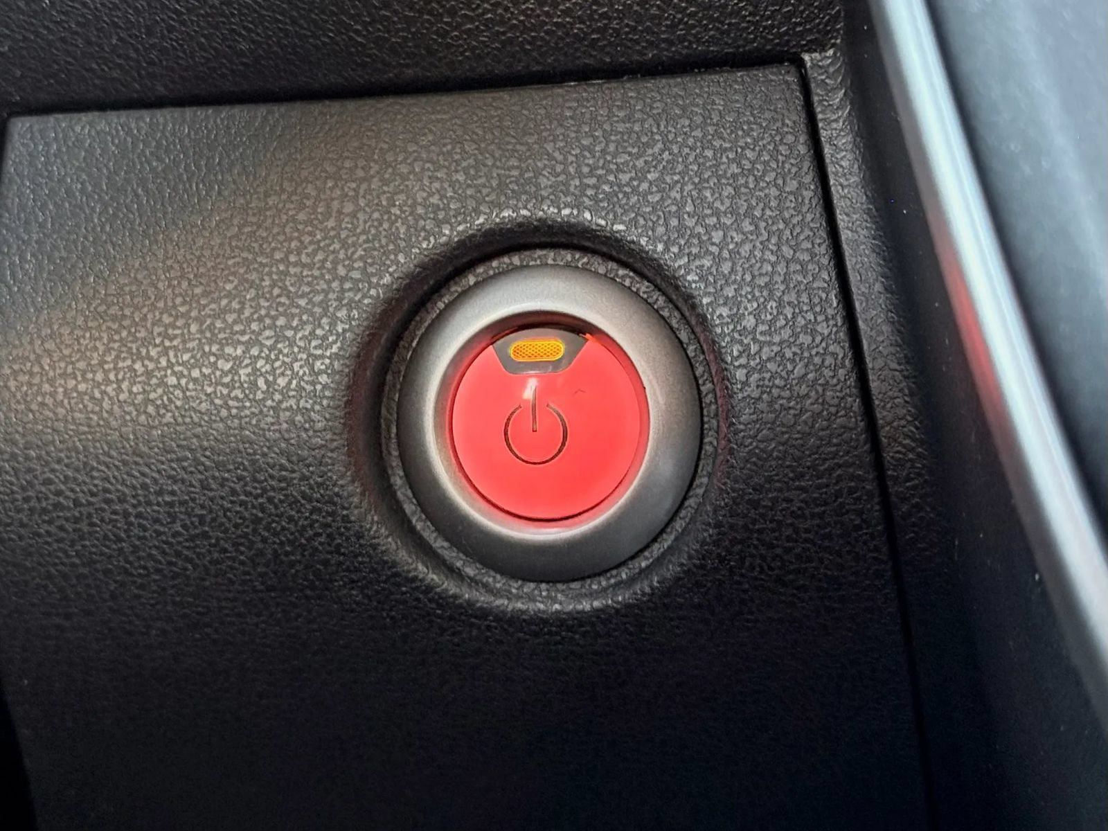 Used 2015 Nissan Leaf S w/ Charge Package FWD image 14