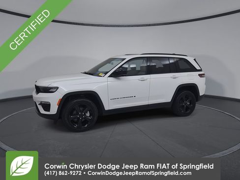 Certified 2024 Jeep Grand Cherokee Limited w/ Luxury Tech Group II AWD/4WD image 6