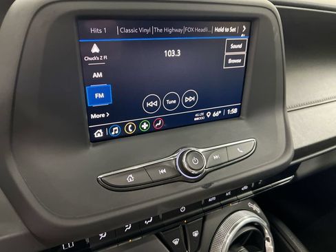 Used 2023 Chevrolet Camaro LT RWD image 14